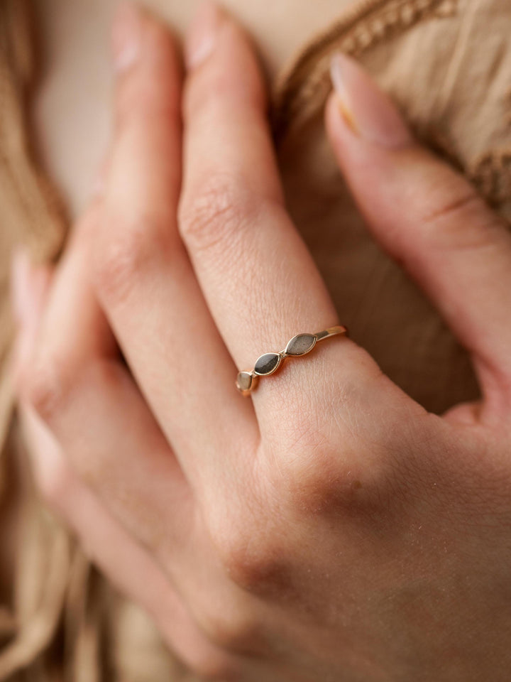 Four Setting Cremation Ring in 14K Yellow Gold