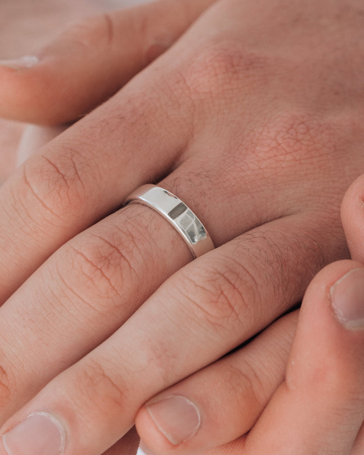 Simple Band Cremation Ring in 14K Yellow Gold