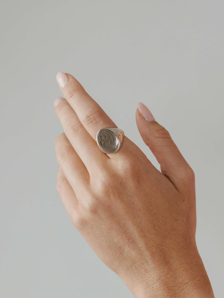 Oval Signet Cremation Ring in 14K Yellow Gold