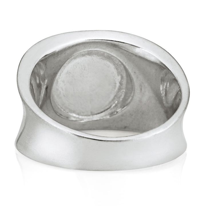 This photo shows the Concave Band Cremains Ring design by close by me jewelry in 14K White Gold from the back