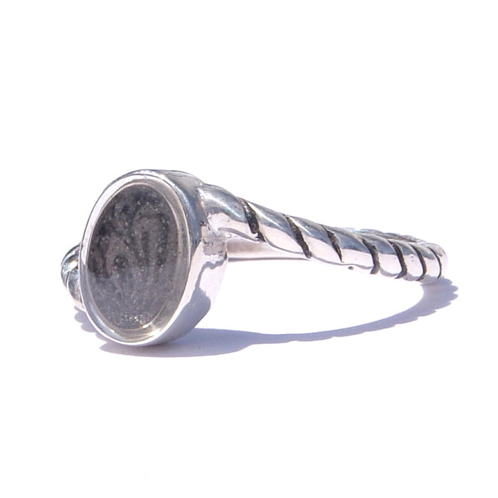 Sale | Shifted Cable Band Cremation Ring in Sterling Silver