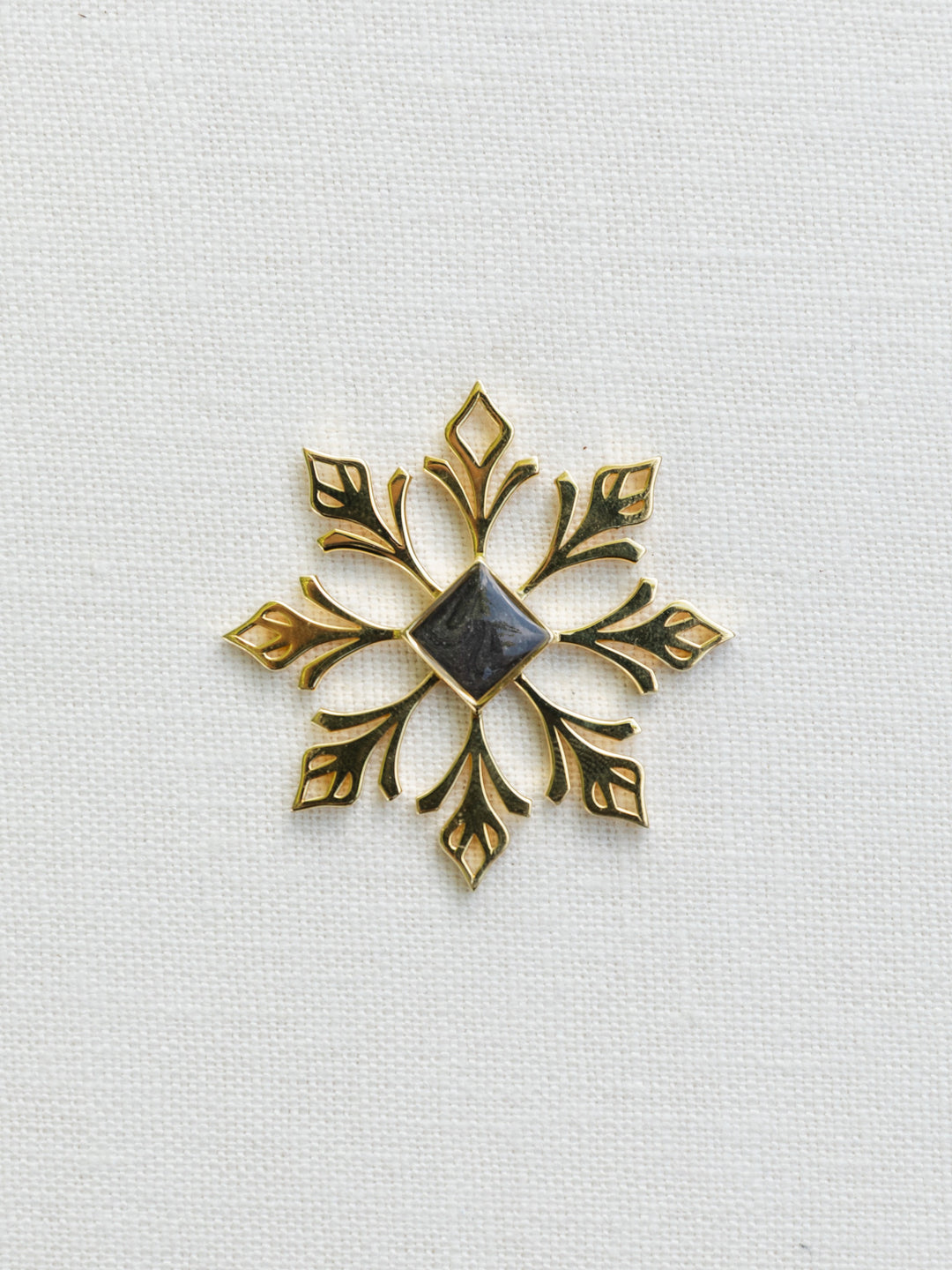 Snowflake Cremation Ornament 2026 Annual Edition
