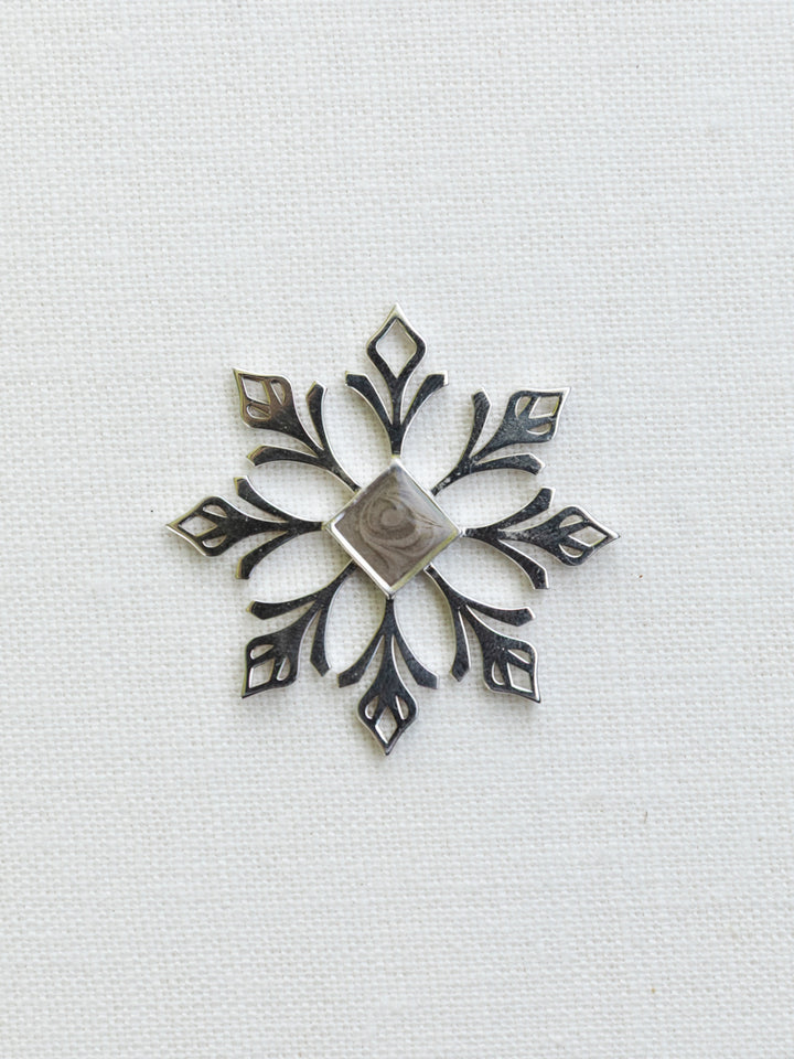 Snowflake Cremation Ornament 2026 Annual Edition