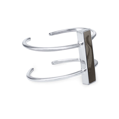 Bar Bracelet with ashes in 14k White Gold, viewed from the side