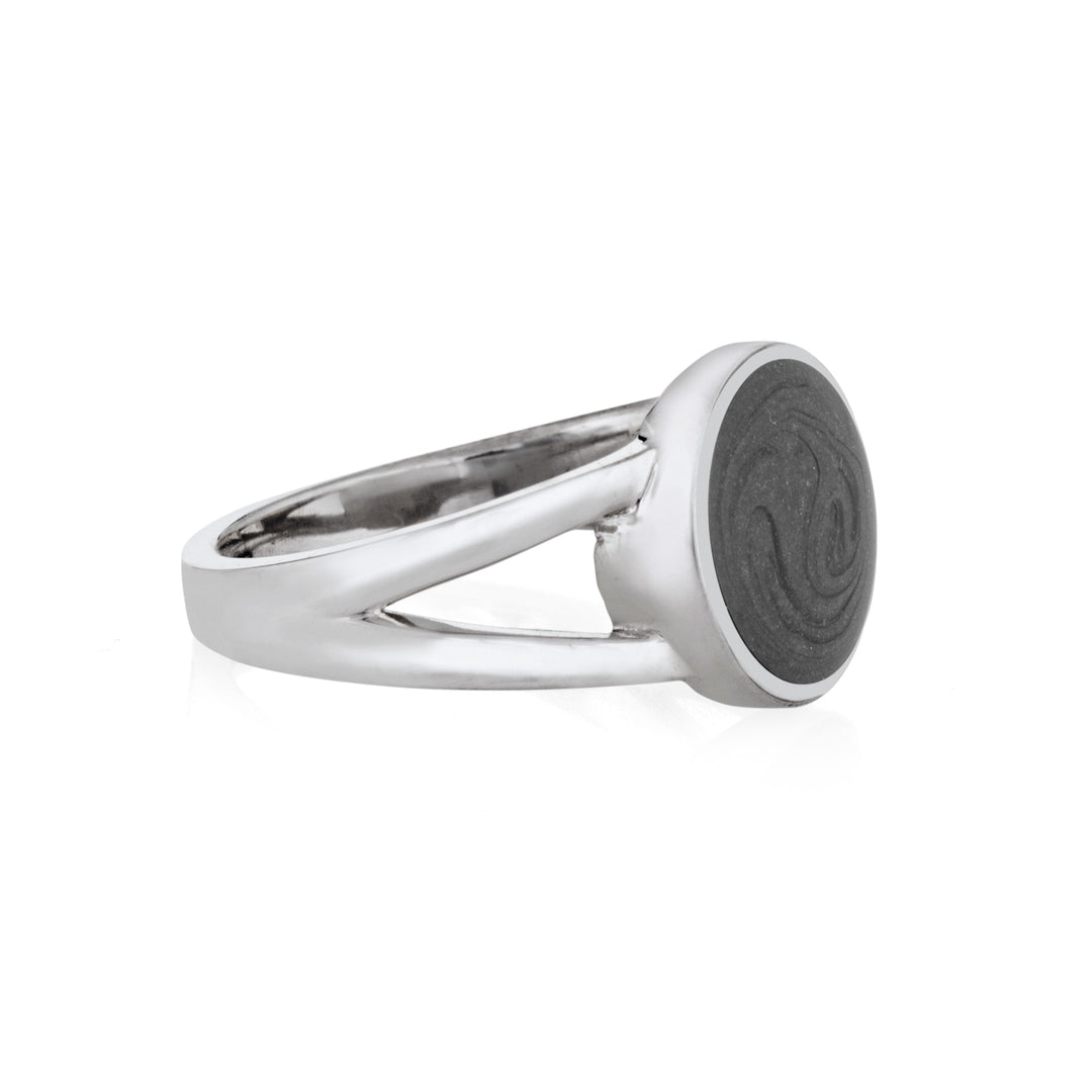 Circle Split Shank Cremation Ring in 14K White Gold