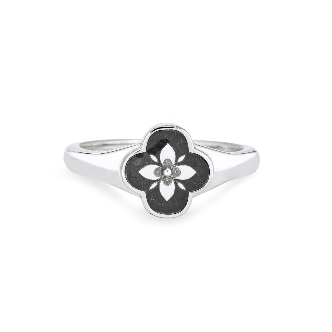 Clover Cremation Ring in Sterling Silver