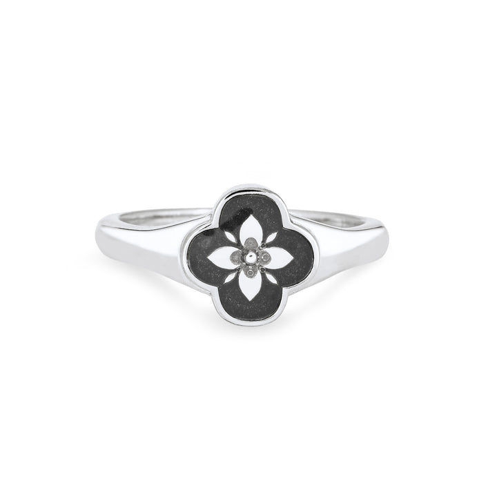 Clover Cremation Ring in Sterling Silver