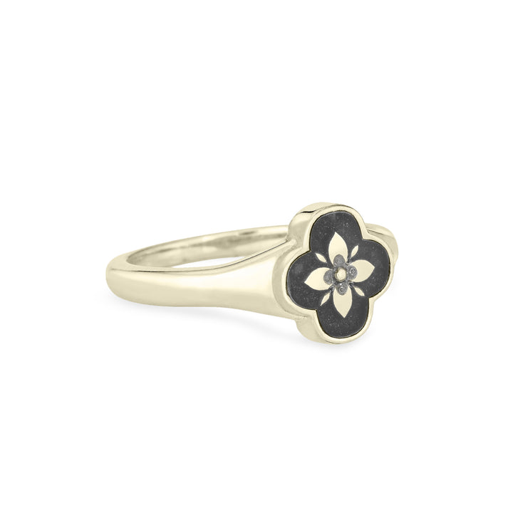 Clover Cremation Ring in 14K Yellow Gold