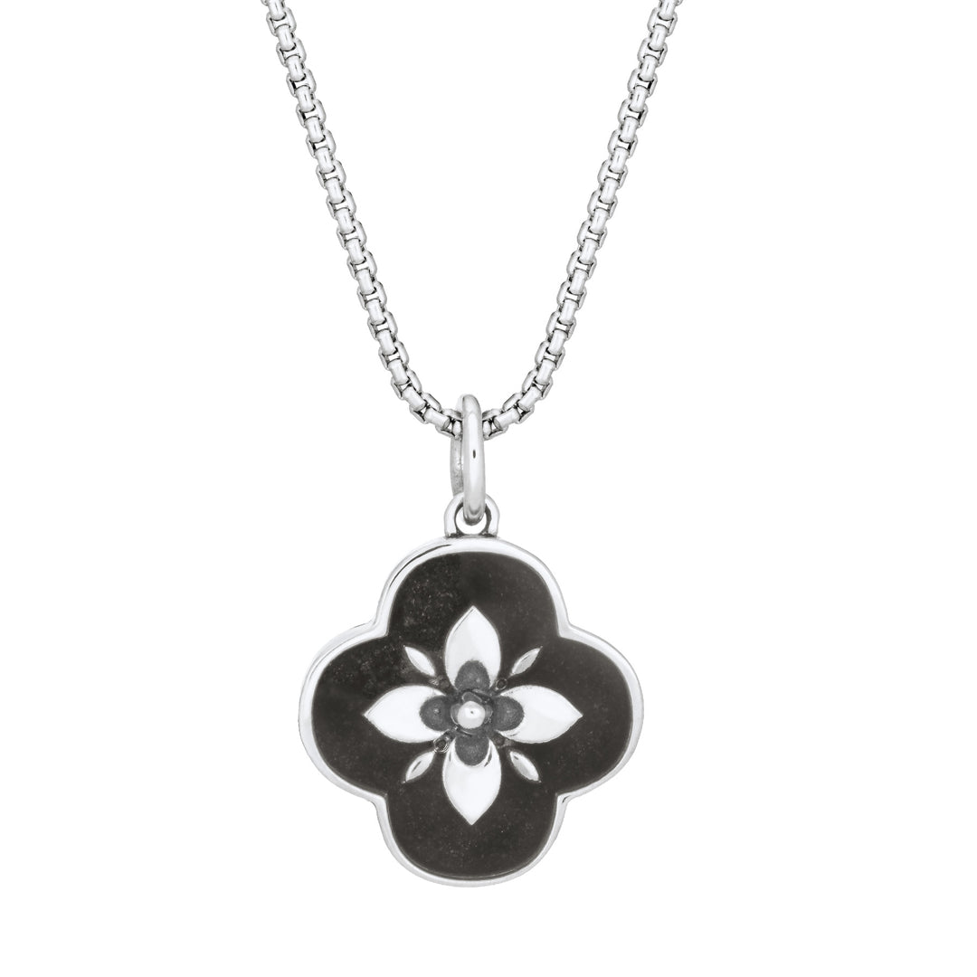 Clover Cremation Necklace in Sterling Silver