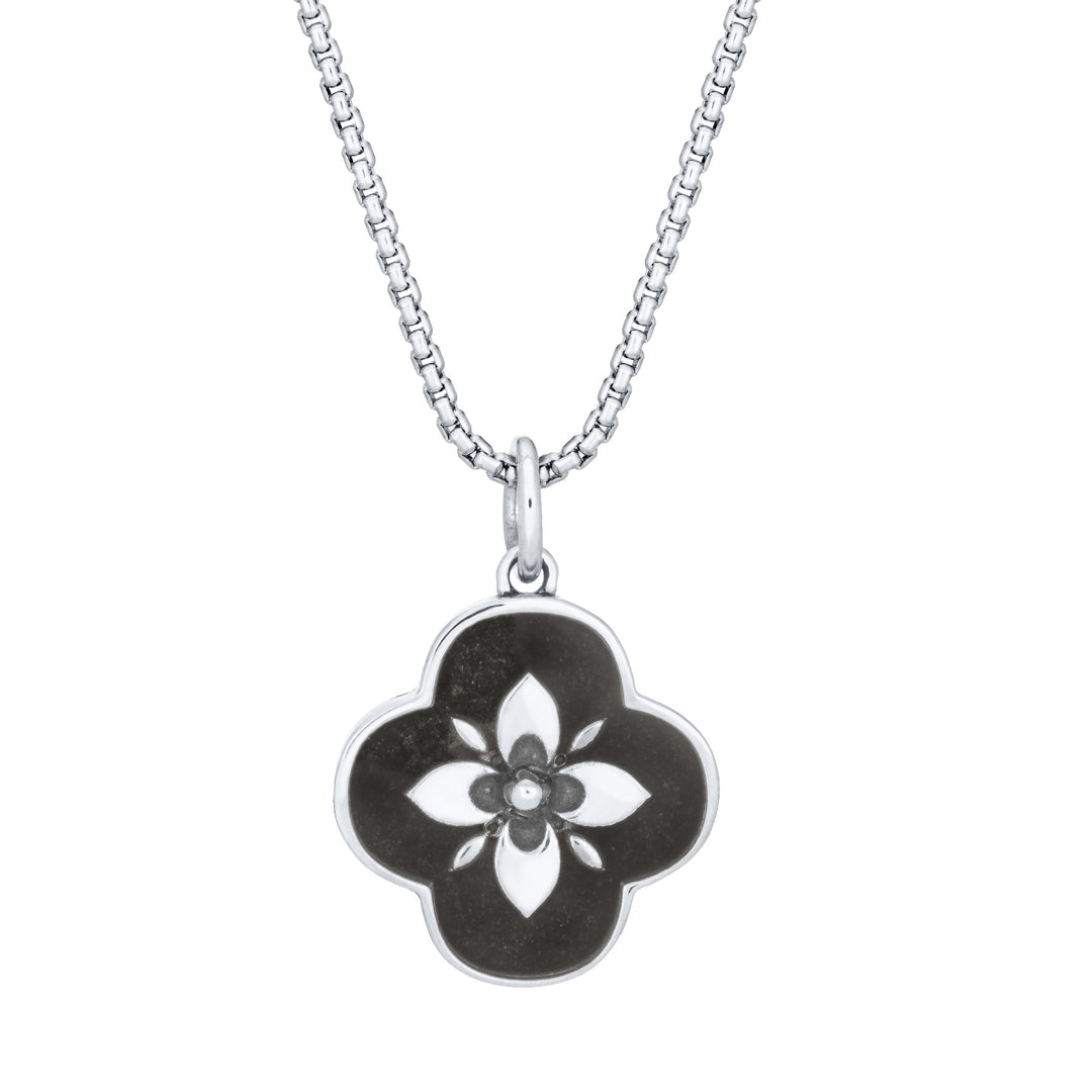 Clover Cremation Necklace in 14K White Gold