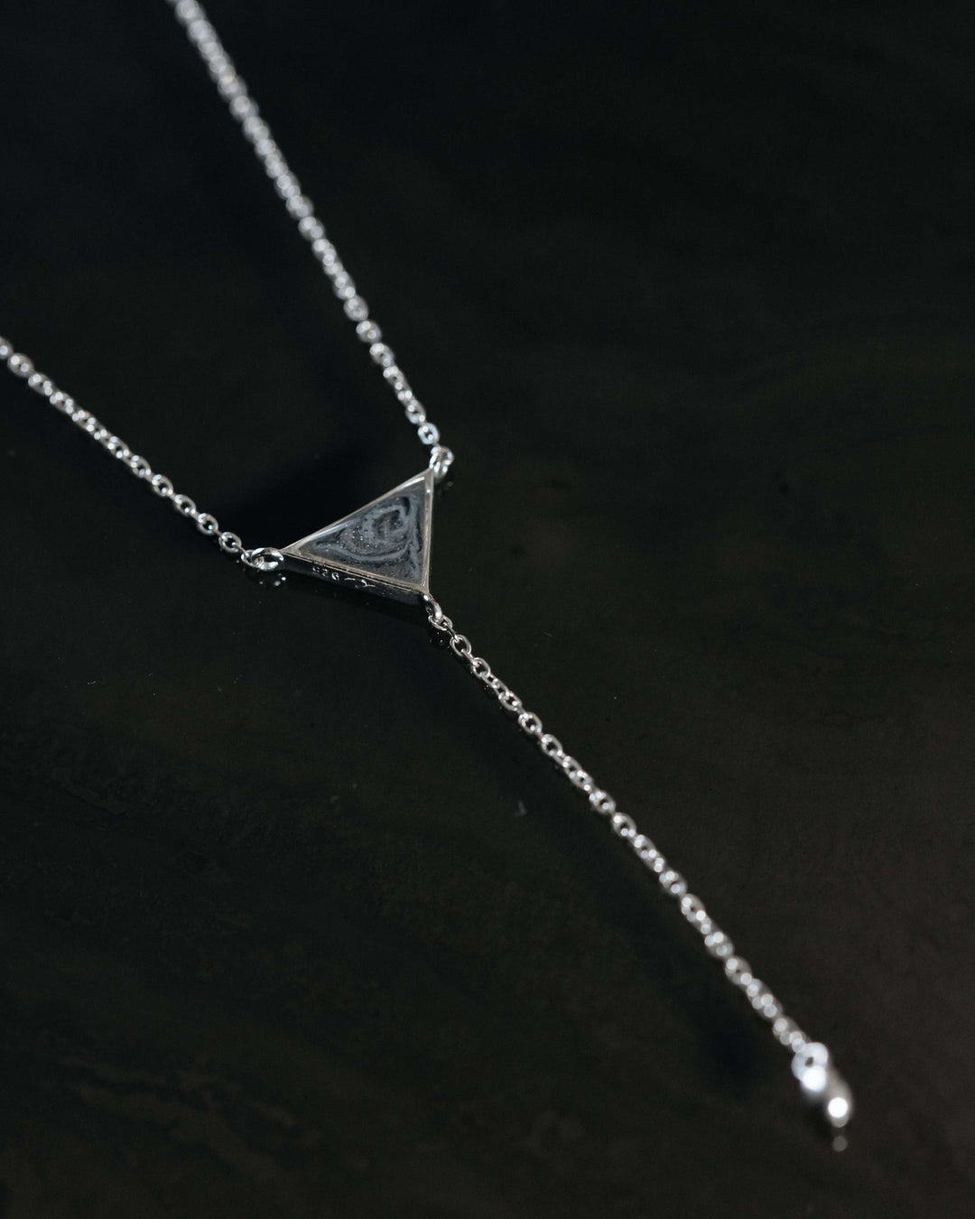Lariat Cremation Necklace in 14K White Gold