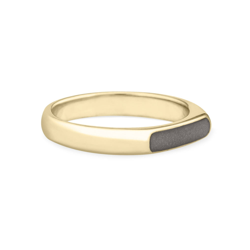 Side view of Close By Me's Men's Smooth Band Cremation Ring in 14K Yellow Gold.