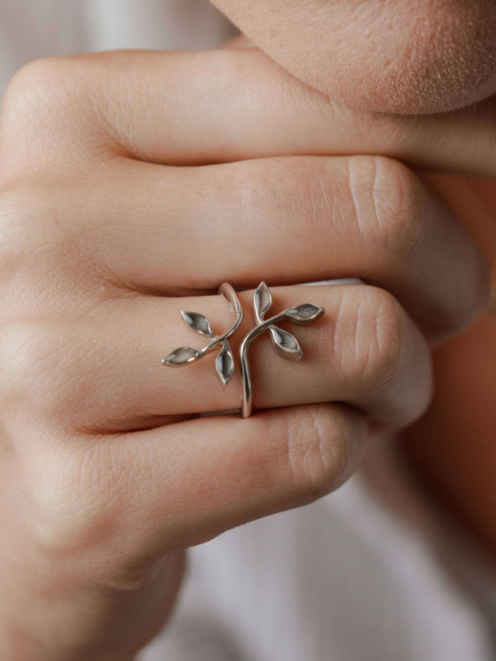 Olive Branch Cremation Ring in 14K White Gold