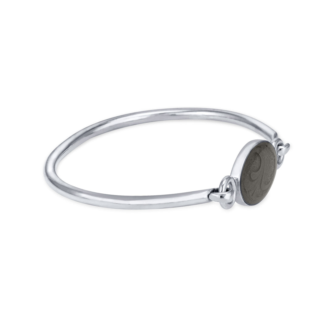 14k White Gold Cremation Bracelet with cremation ashes shown from the side