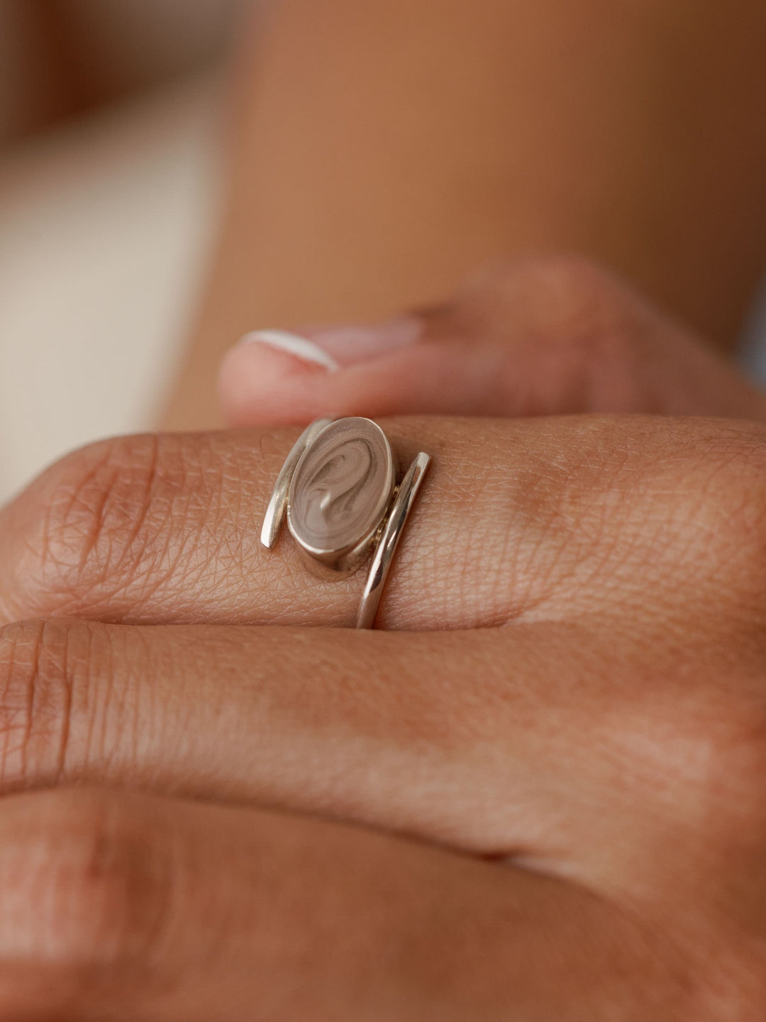 Oval Spiral Band Cremation Ring in 14K Rose Gold