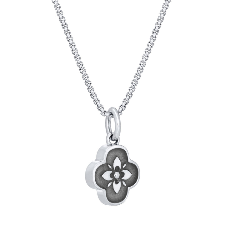 Clover Cremation Necklace in 14K White Gold