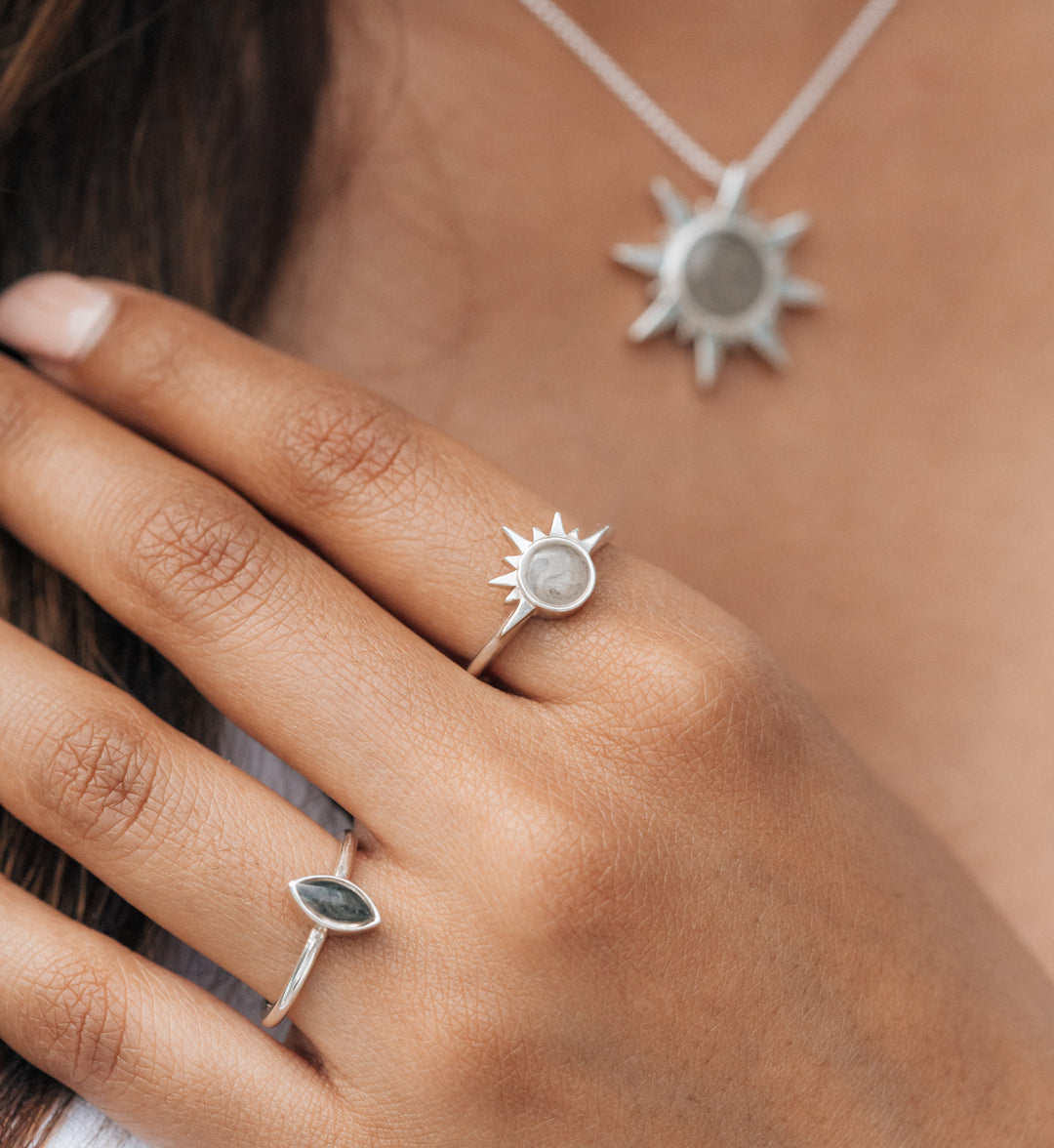 Sunrise Cremation Ring in 14K White Gold