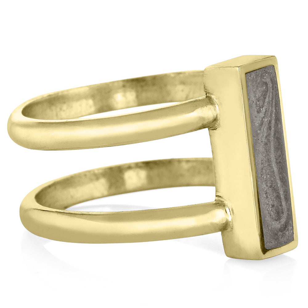 Pictured here is the 14K Yellow Gold Bar Ashes Ring by close by me jewelry from the side to show how the bands connect and the thickness of its bezel
