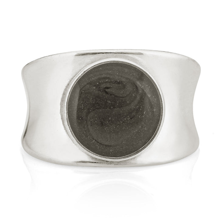 Pictured here is a front view of close by me's Concave Band Ring design in Sterling Silver