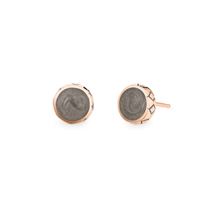 This photo shows close by me jewelry's 14K Rose Gold Detailed Circle Stud Cremains Earrings from the front