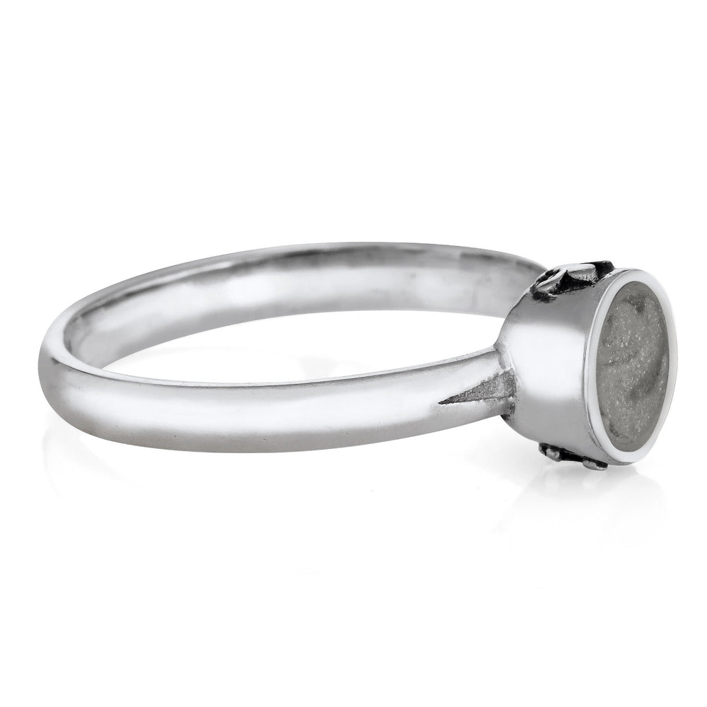 Pictured here is the Fleur de Lis Cremation Ring for ashes in 14K White Gold from the side