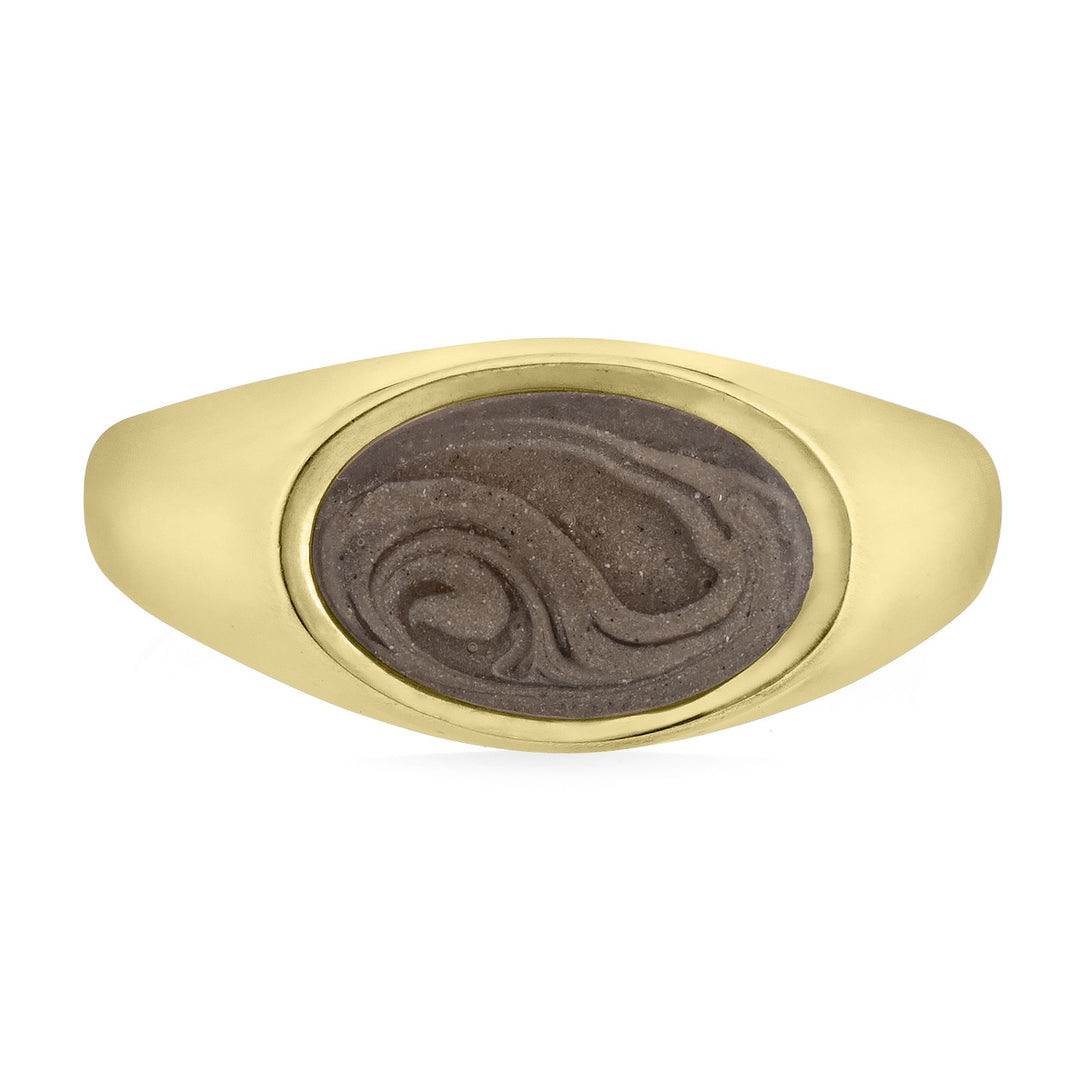 Pictured here is the 14K Yellow Gold Men's Lateral Oval Signet Cremation Ring by close by me jewelry from the front