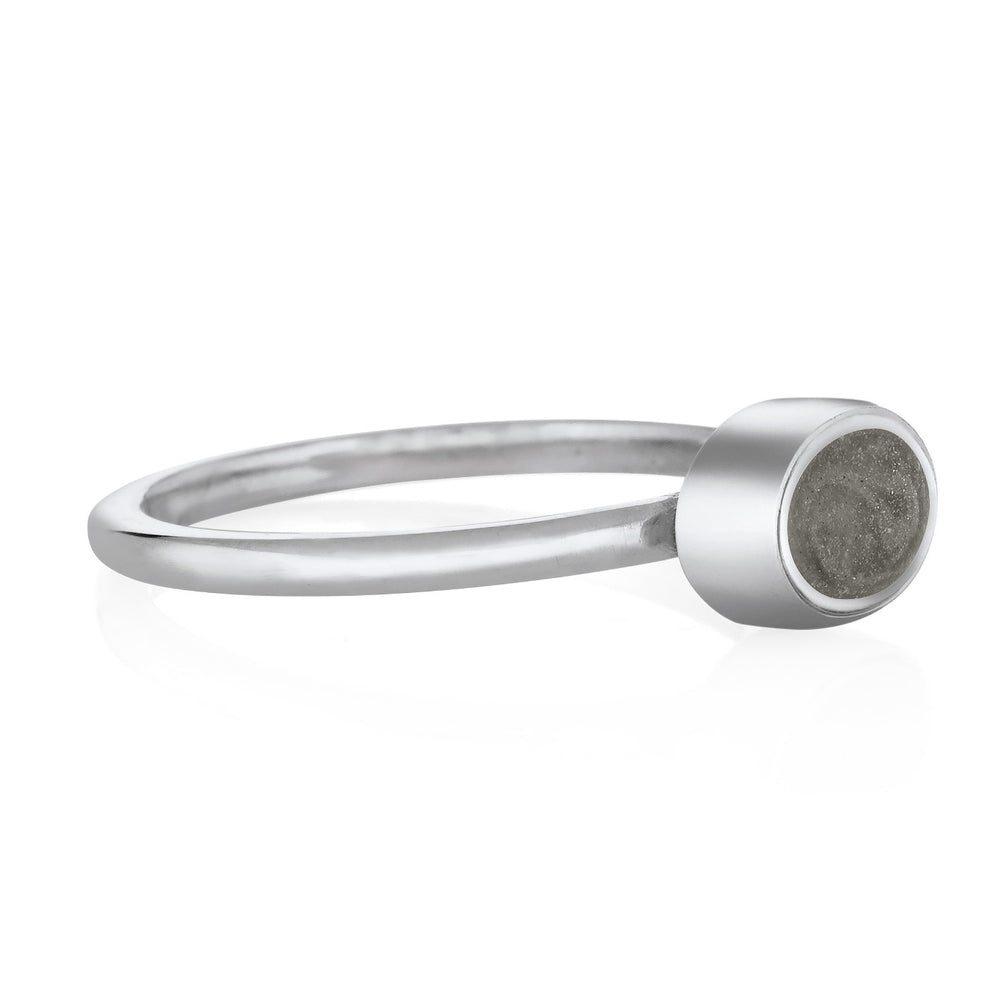 Pictured here is the Lateral Oval Ashes Stacking Ring design by close by me jewelry in 14K White Gold from the side